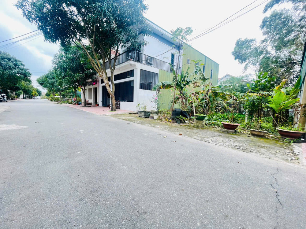 Lô đất qh đẹp gần tỉnh đội giá tốt giá đầu tư. Khu vực cán bộ. Thầy cô ở nhiều