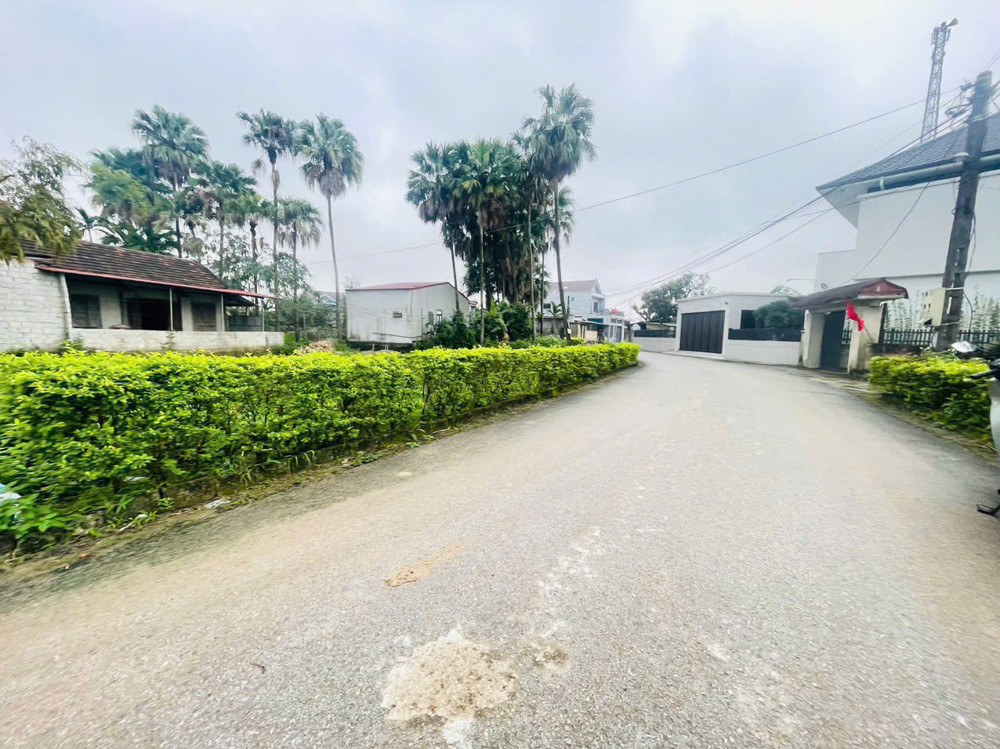 Lô đất mới giá trực tiếp chủ mới ra thị trường Gần bến xe. Gần khu đô thị HMH