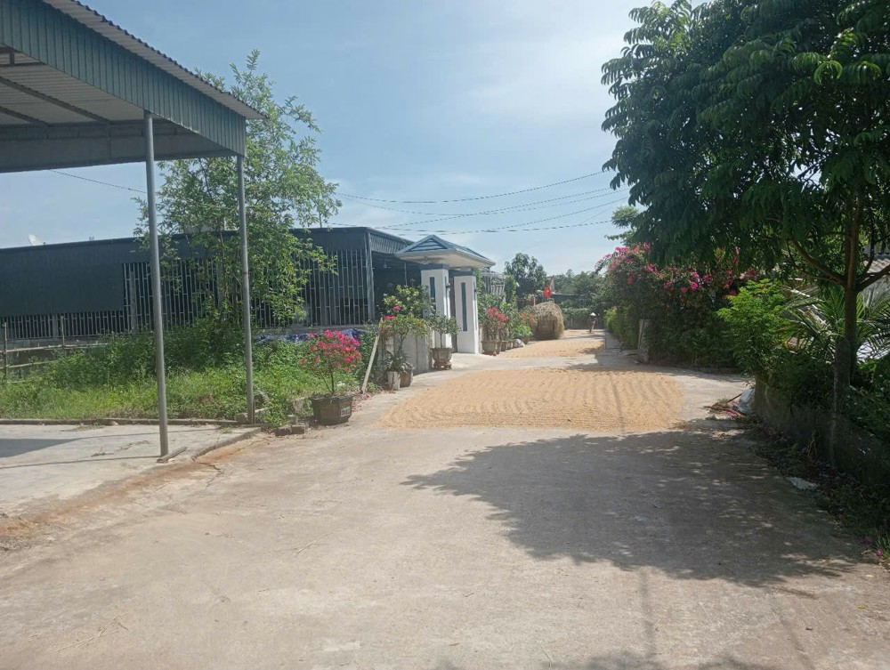 Bán lô đất  thôn kỷ các ,thạch tân.