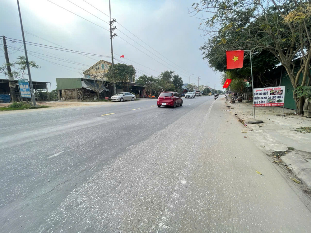 Lô đất mặt đường kinh doanh TL9. Gần ngã tư hộ độ.