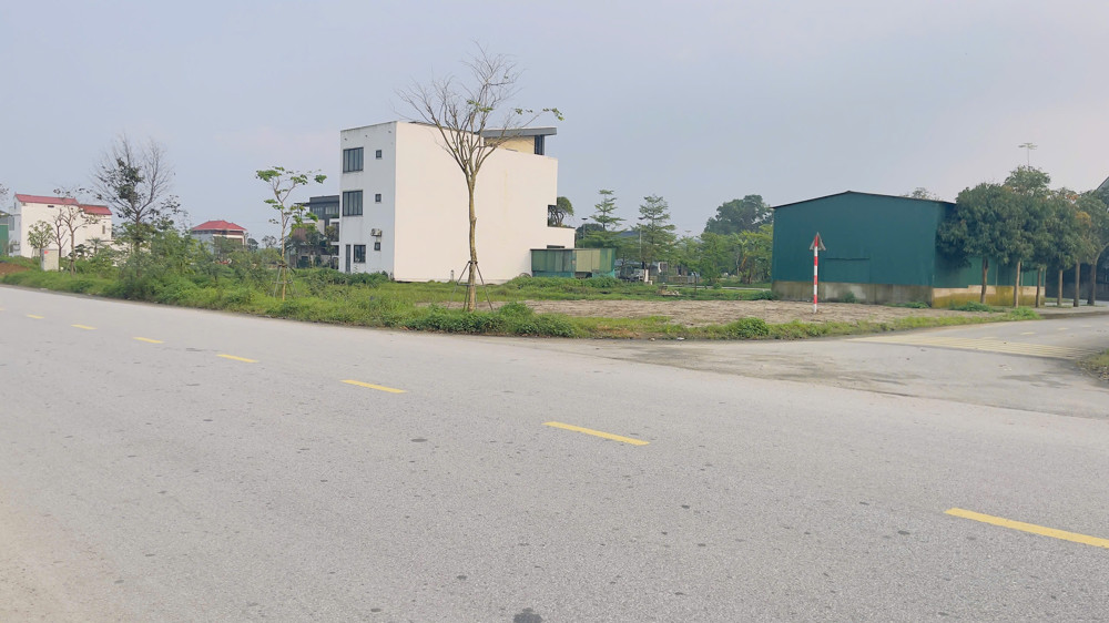 Bán đất mặt đường Nguyễn Huy Lung QH Hồ Điều Hoà Thạch Trung, tp hà tĩnh