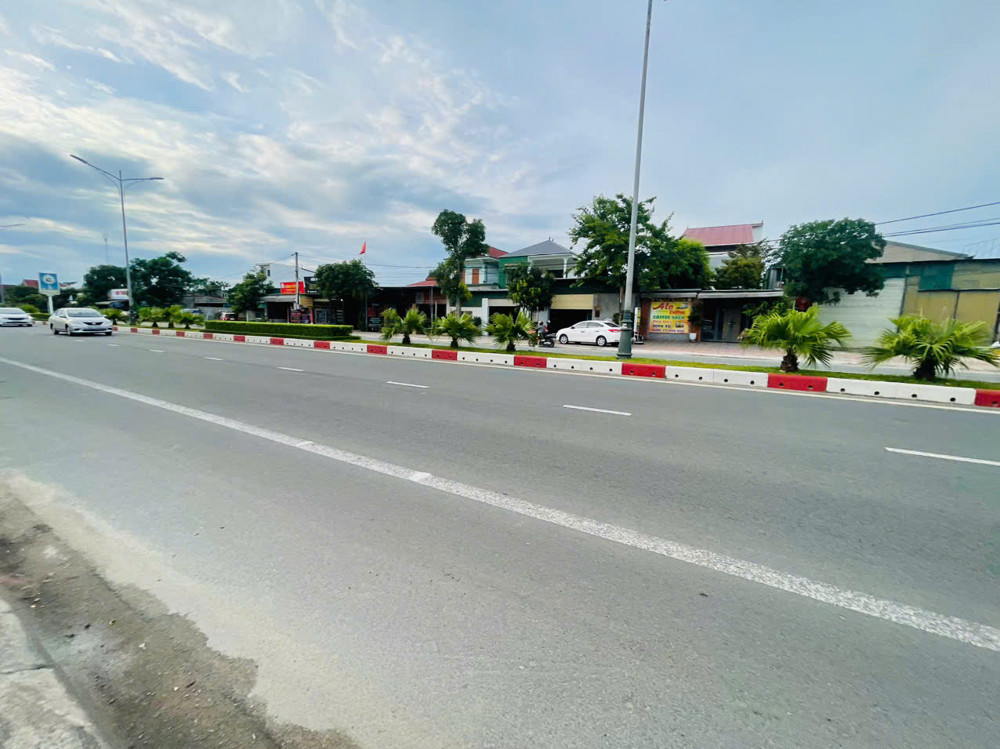 Lô đất mặt đường kinh doanh QL1A. Thuộc cẩm vịnh tp hà tĩnh