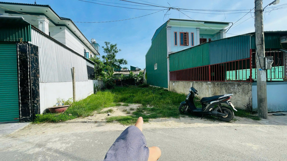 Lô đất thôn thúy hội,phường thạch hưng cũ.hà tĩnh