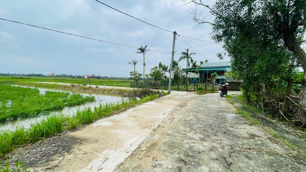 Đất Thạch Thắng gần đường TL27