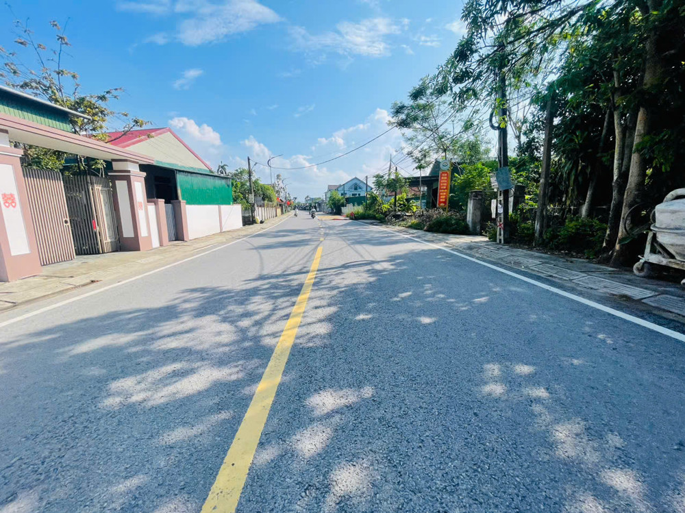 Đất kinh doanh TL 20. Mà giá chỉ  2 ty 0xx triệu. Tìm đâu ra nữa