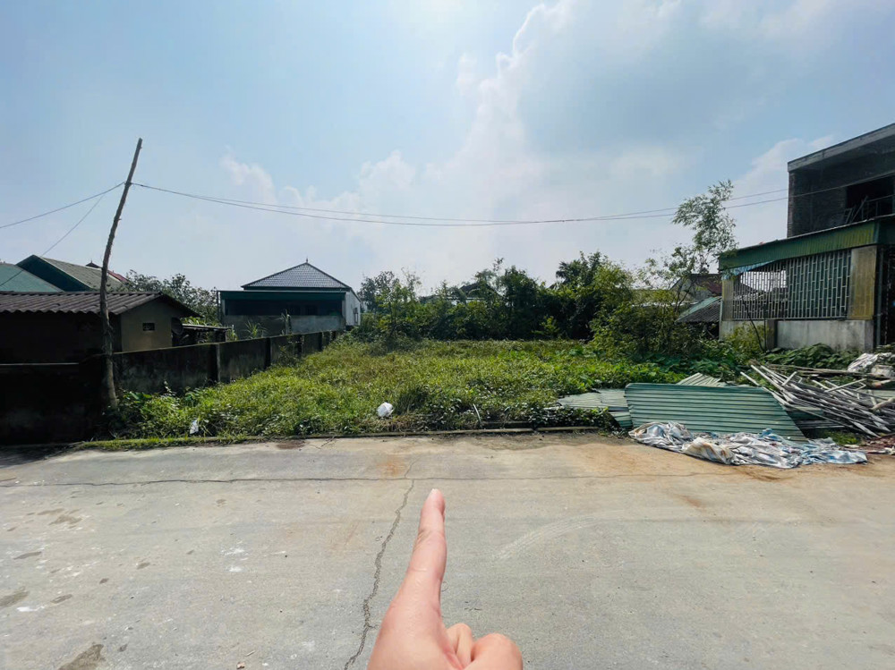 Trung tâm mà giá chỉ 1 tỷ 050 triệu Trung tâm thị trấn thạch hà. Cách chợ cày 200m