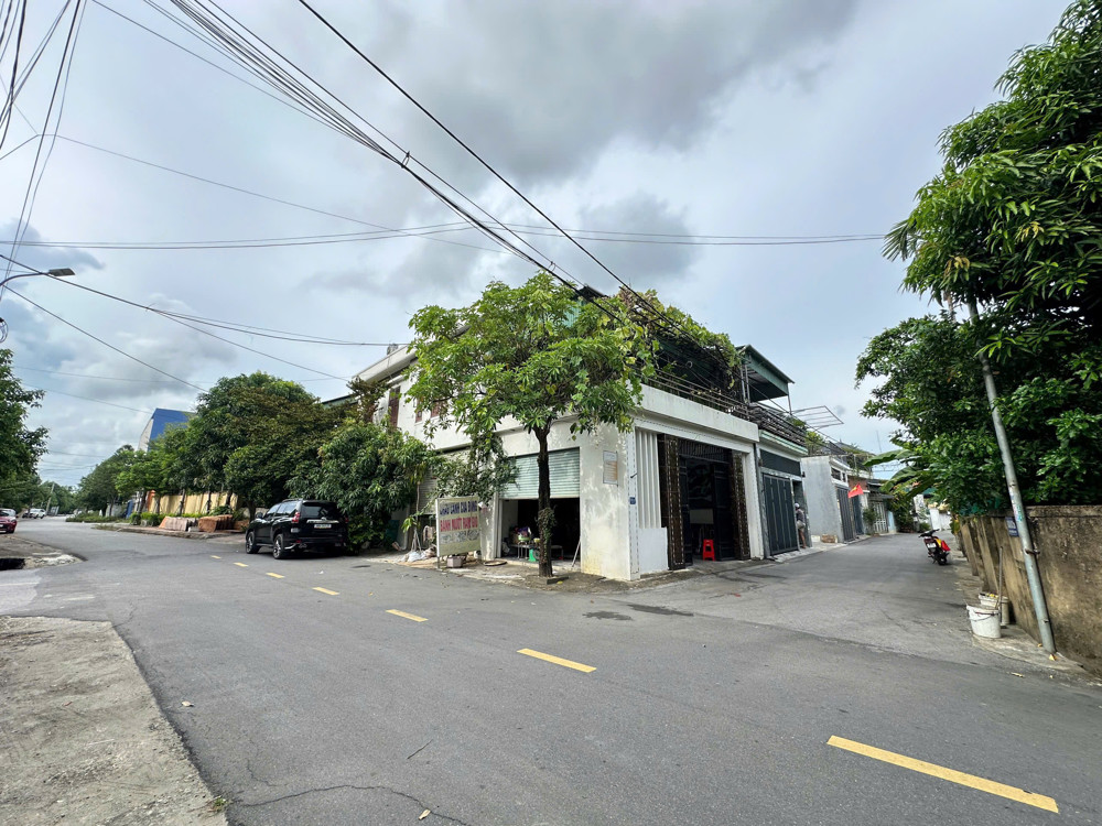 Nhà 2 tầng tổ 9 phường tân giang, trung tâm tp hà tĩnh.