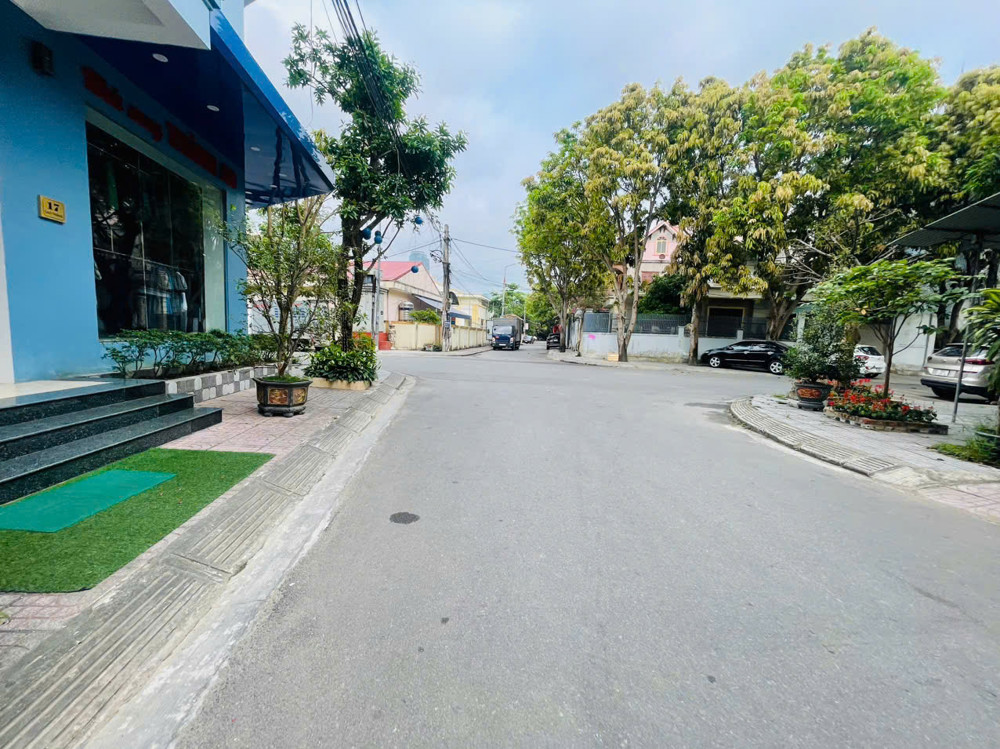 SIÊU HIẾM.  Đất QH sát bên chợ tỉnh