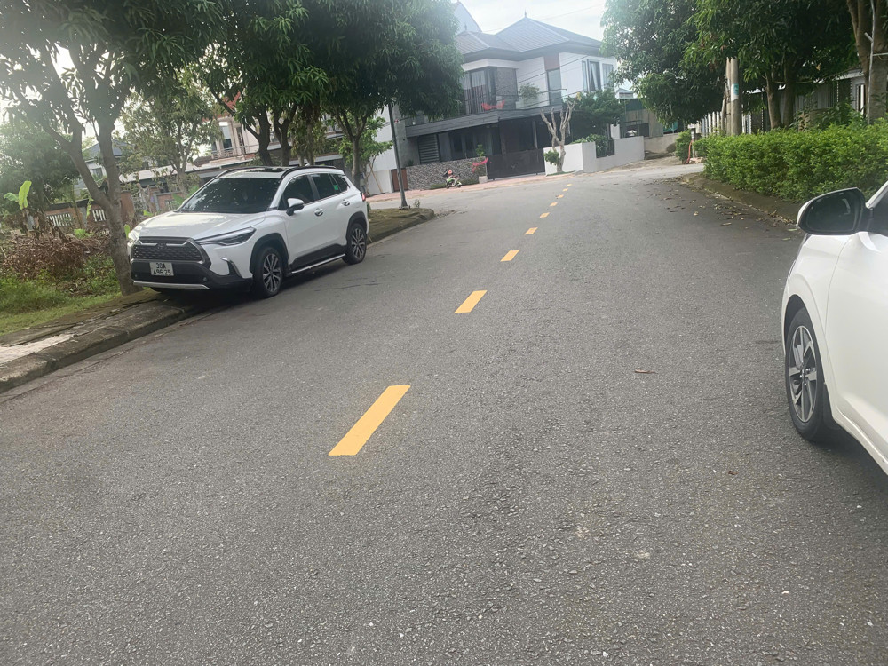 - Đất Qh bên cạnh Bến Xe Mới Hà Tĩnh