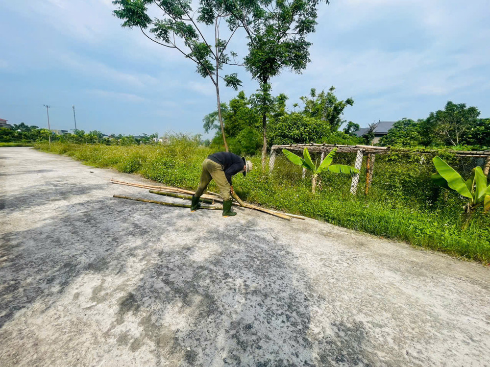  Đất liên hà thạch hạ 