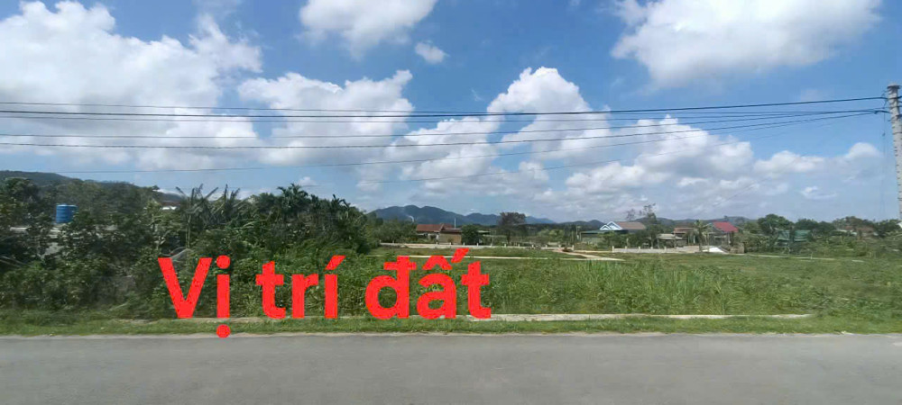 Chính chủ bán đất Toàn Lưu đất kinh doanh mặt đường liên xã. 