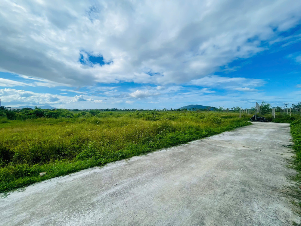 A trai cần bán Đất rẻ Liên thanh, thạch hạ cũ. Gần ủy ban p Trần Phú, gần công viên