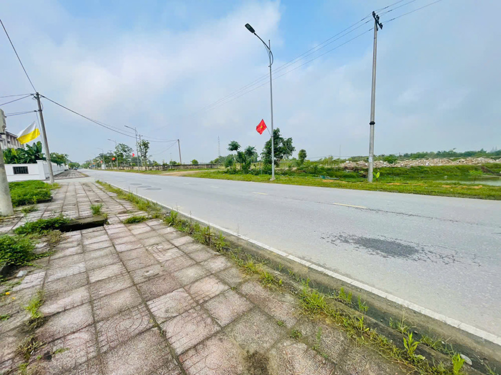 Đất trúng đấu giá mới giá trực tiếp FO cực kỳ rẻ Mặt đường kinh doanh mai lão bạng