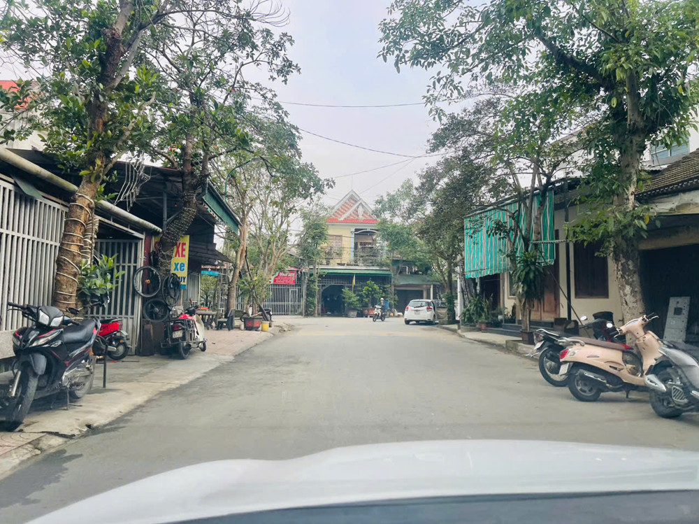 Tại thạch hạ. Lối hai đường quang trung Sát bên là chợ thạch hạ tp hà tĩnh