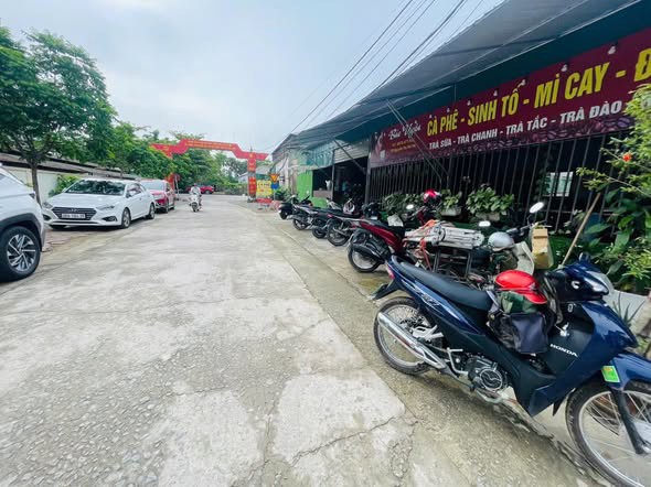 Kinh doanh tốt ngay sát cổng trường cấp ba lê quý đôn Đoạn kinh doanh nhiều thuộc thạch đài tp hà tĩnh