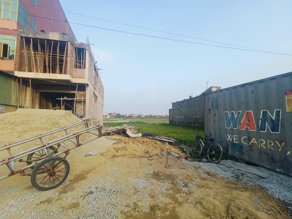 Bán lô đất lối 2 đường nguyễn hoành từ củ đường rộng 10m bao lỗi 