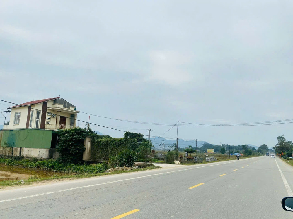 lô Dốc Quỳnh Lưu Vĩnh Sơn mặt đường Tỉnh lộ 207m2 .